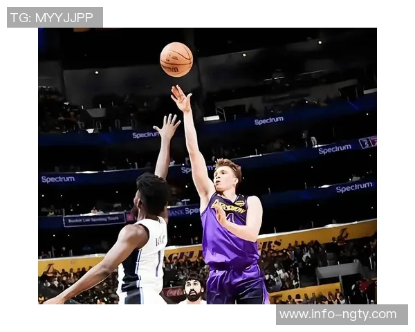 八村塁谈与东契奇的友谊:自然相处让我忘记他比我年轻